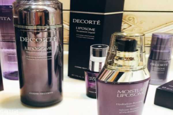 黛珂保湿美容液有珠光