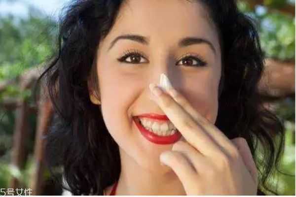 完整的底妆顺序 底妆步骤的先后顺序