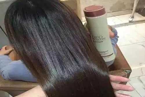 护发精油为什么不能碰到头皮