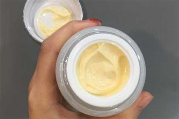 珍珠膏晚上可以用吗?珍珠膏晚上用了要洗吗 珍珠膏晚上可以用吗?珍珠膏晚上用了要洗吗