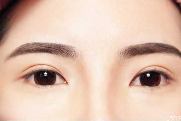 眼距宽怎么改善？怎样改善眼距过宽