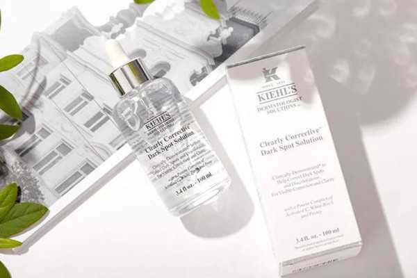 科颜氏淡斑精华液会使脸部发黄吗