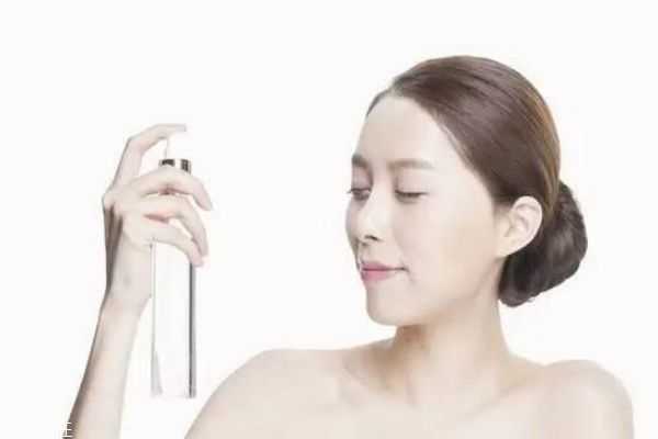 化妆水和卸妆水有什么区别