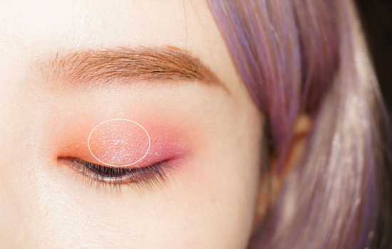 圣诞节妆容怎么画好看 圣诞主题妆容的画法及教程