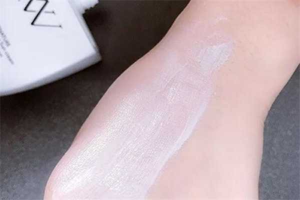 vn铂金包防晒霜油吗