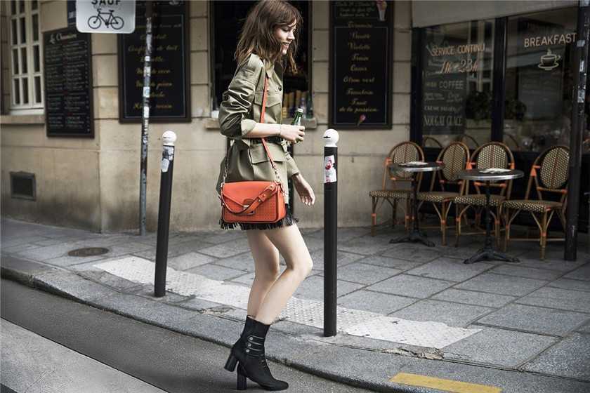 longchamp包包属于什么档次,是什么牌子的品牌 longchamp包包属于什么档次,是什么牌子的品牌