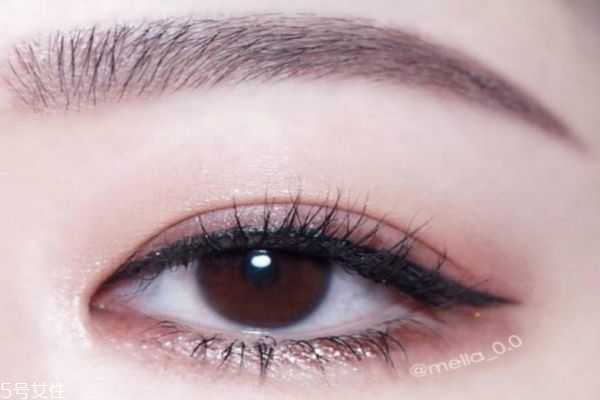 画眼妆要准备哪些东西？画眼妆要注意什么