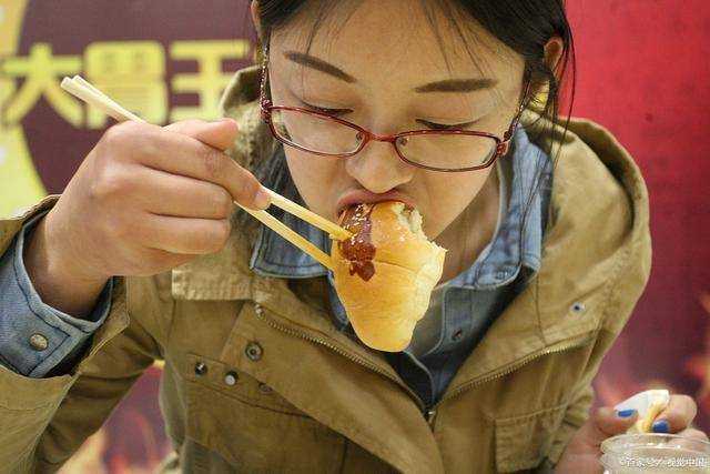 这5个原因可能会“加速”皮肤老化，希望女人抓紧改掉 