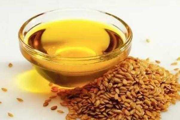 荷荷巴油可以直接涂脸吗？荷荷巴油可以用来按摩身体吗