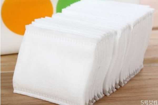 厚化妆棉怎么用?爽肤水用厚的还是用薄的化妆棉好 厚化妆棉怎么用?爽肤水用厚的还是用薄的化妆棉好