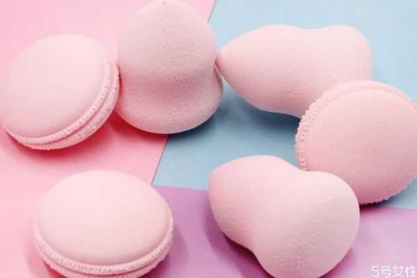 化妆海绵需要打湿再用吗