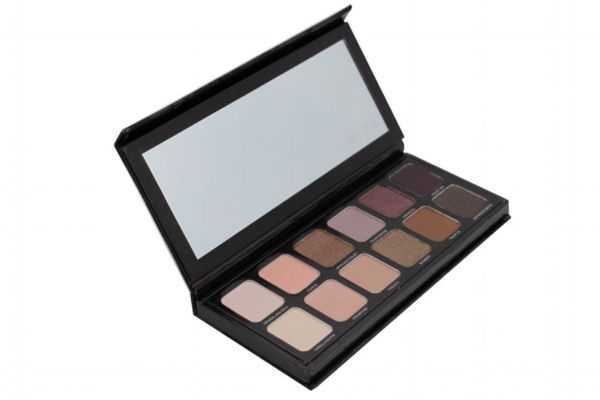 眼影结块是什么样子？眼影如何保存