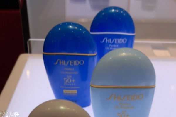 资生堂白胖子含酒精吗