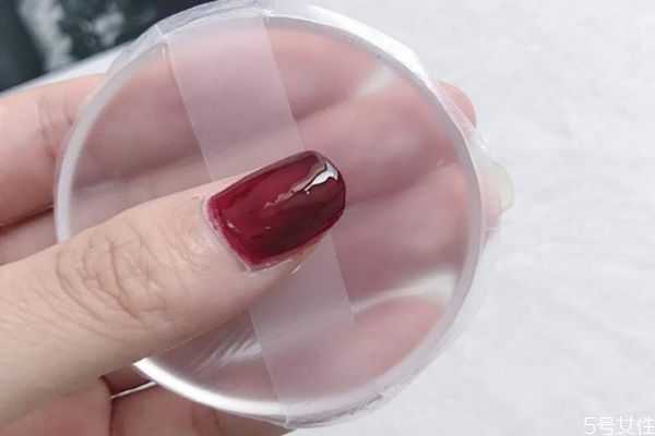 硅胶粉扑有什么作用呢?硅胶粉扑需要清洗吗 硅胶粉扑有什么作用呢?硅胶粉扑需要清洗吗