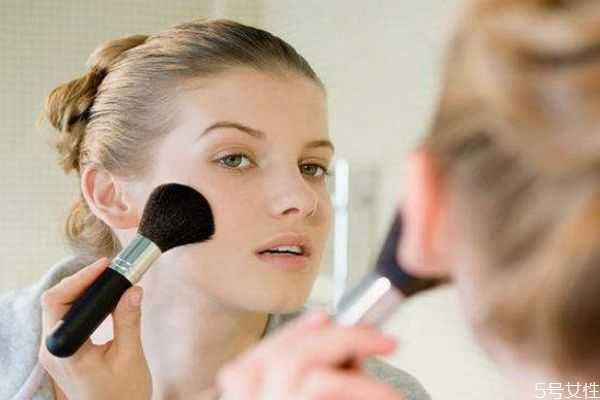 冬天化妆需要定妆吗？