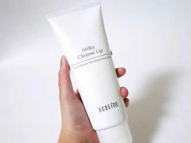 洁面慕斯适合白天用还是晚上用 洁面慕斯适合白天用还是晚上用