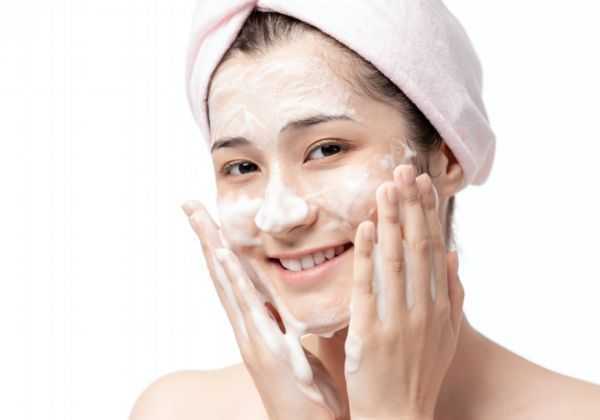 喷雾和爽肤水的区别