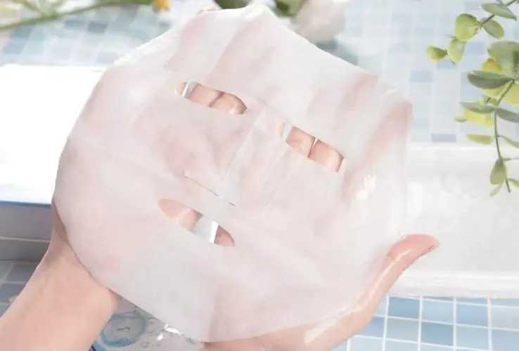 贴片面膜和涂抹面膜哪个好 贴片面膜和涂抹面膜哪个好