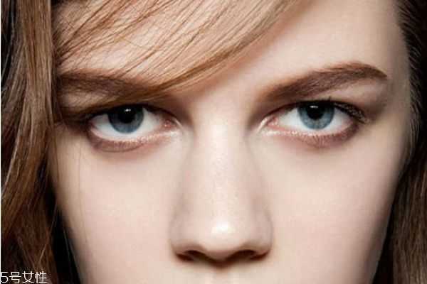 气垫色号太深怎么补救?气垫色号买暗了怎么办 气垫色号太深怎么补救?气垫色号买暗了怎么办