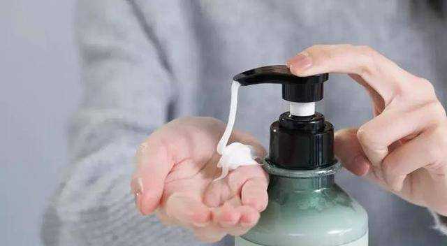 夏天天热多久洗一次头最科学？