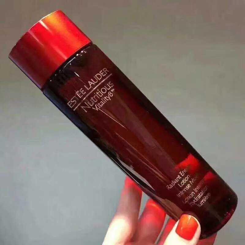 雅诗兰黛红石榴水和兰蔻粉水哪个好用 雅诗兰黛红石榴水和兰蔻粉水哪个好用