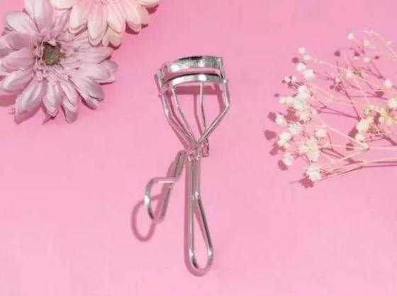 睫毛夹会夹断睫毛吗