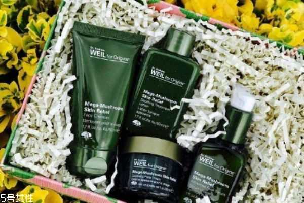 哪款水乳适合痘痘肌肤