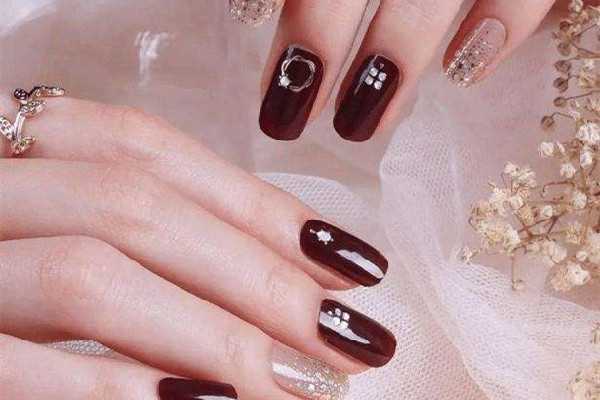 水晶甲多少钱一次 水晶甲多少钱一次