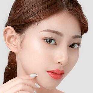 李佳琦推荐的防晒霜有哪些