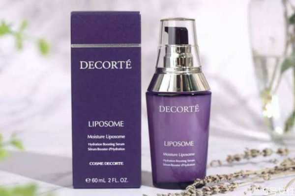 精华和肌底液可以同时使用吗？肌底液白天用还是晚上用