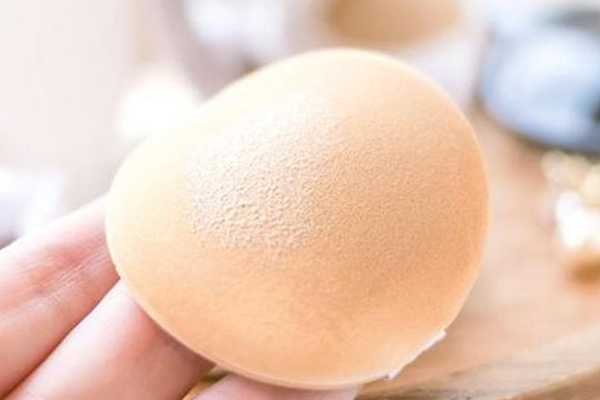 粉扑能用卸妆水清洗吗 粉扑能用卸妆水清洗吗