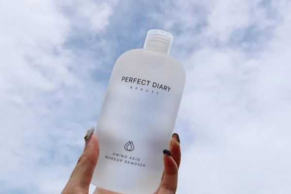 完美日记卸妆水好用吗?完美日记卸妆水适合什么人群 完美日记卸妆水好用吗?完美日记卸妆水适合什么人群
