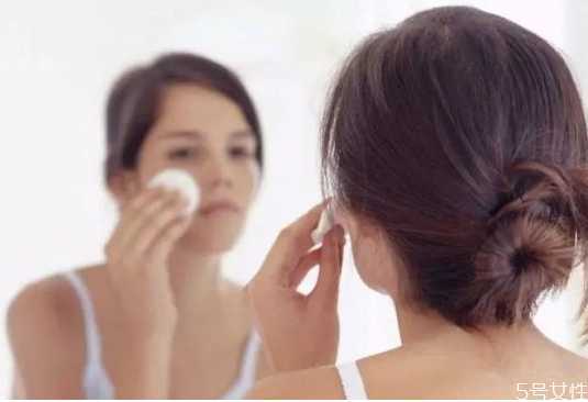 午睡一小时需要卸妆吗？午睡要摘掉隐形眼镜吗