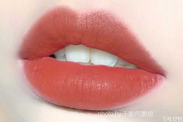 口红出汗怎么恢复?为什么口红会出汗? 口红出汗怎么恢复?为什么口红会出汗?