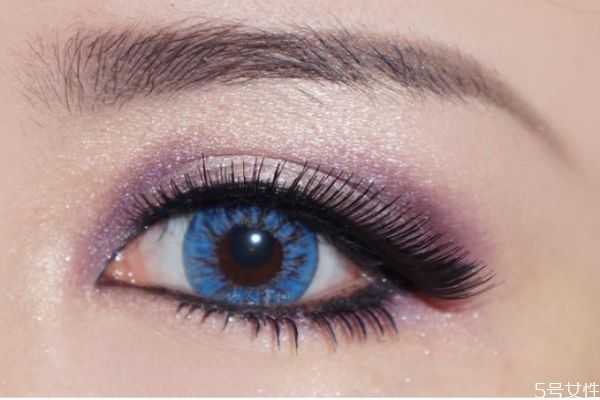 脸大的人上扬眼线怎么画 眼尾上扬的眼线怎么画