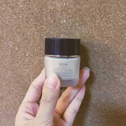 中性皮肤如何选择粉底霜