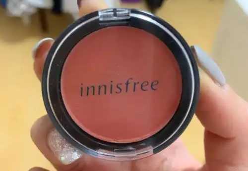 膏状腮红和粉状腮红区别