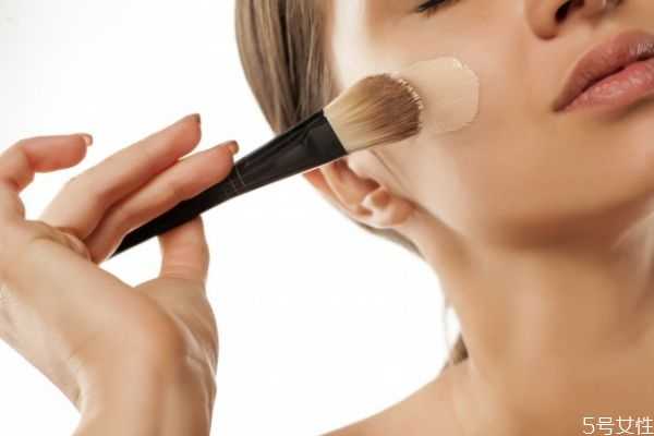 粉底霜能用多久 粉底霜保质期几年