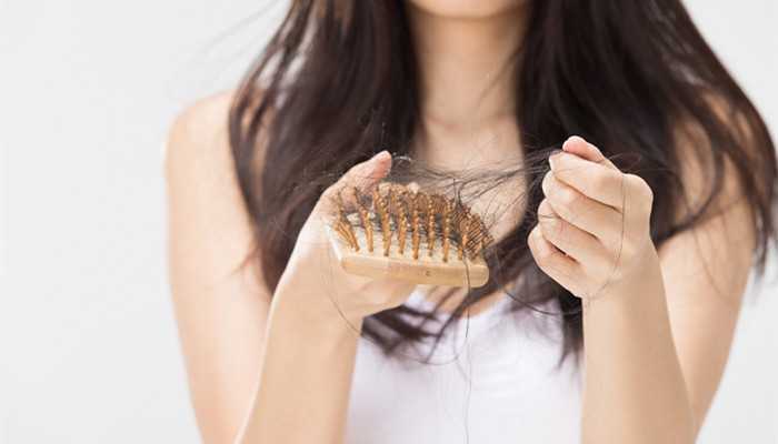 洗头可以只用精油不用护发素吗 洗头可以只用精油不用护发素吗