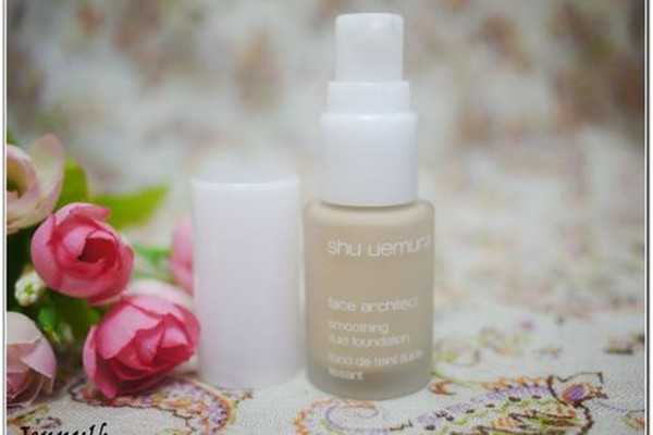 植村秀水嫩保湿粉底液卡粉吗?植村秀水嫩保湿粉底液好用吗 植村秀水嫩保湿粉底液卡粉吗?植村秀水嫩保湿粉底液好用吗