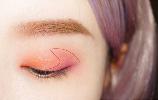 圣诞节妆容怎么画好看 圣诞主题妆容的画法及教程