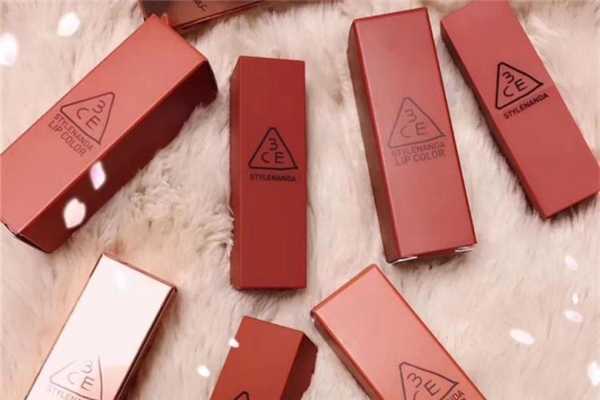 3ce是哪个国家的？3ce是什么档次？