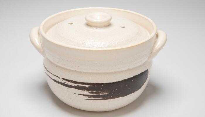 砂锅上的污渍怎么去除 砂锅上的污渍怎么去除