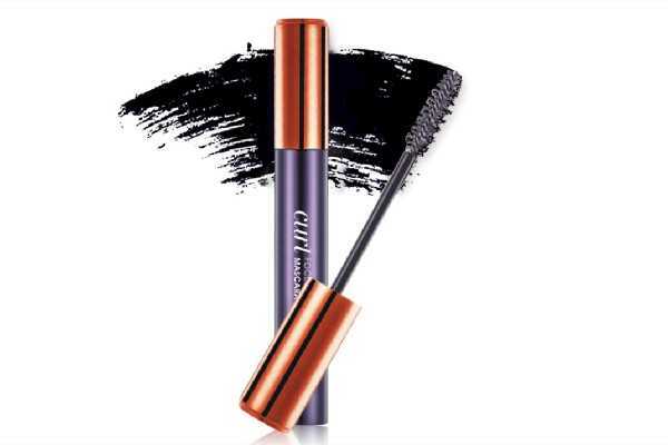 睫毛膏在眼影之前还是之后使用 睫毛膏在眼影之前还是之后使用