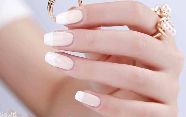 手黑适合什么颜色指甲油?手黑适合做什么美甲好看 手黑适合什么颜色指甲油?手黑适合做什么美甲好看