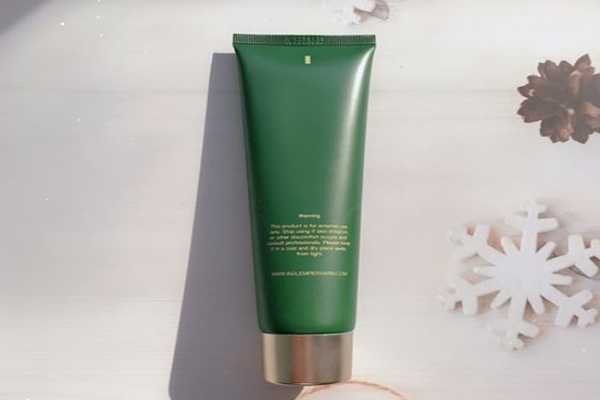 英树熬夜洗面奶功效及成分