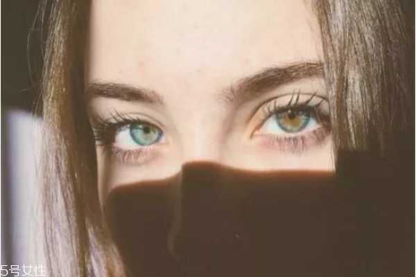 如何预防眼睛长鱼尾纹