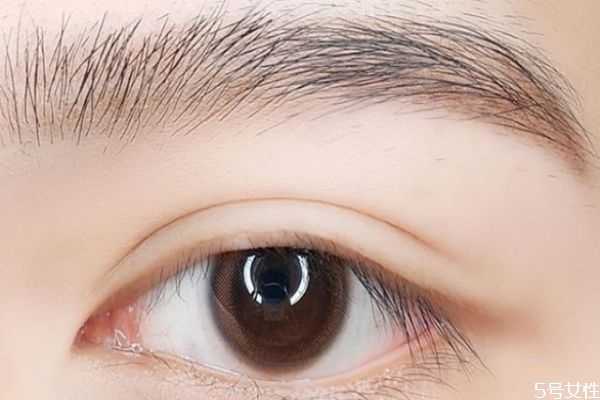 眼睛小带美瞳能显大吗？为什么带美瞳眼睛会大