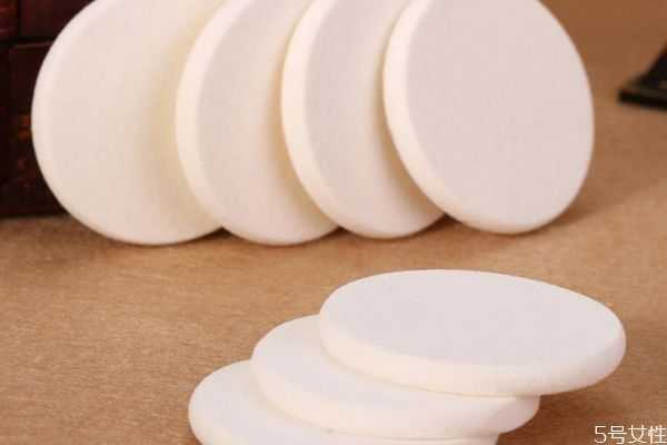 粉扑是用绒面还是海绵 粉扑是用绒面还是海绵