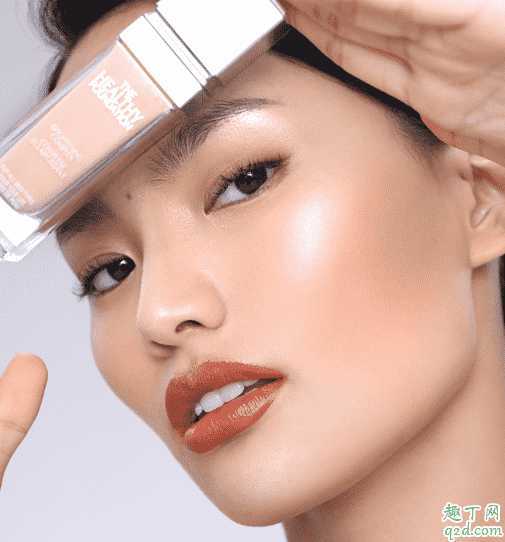 pf粉底液是什么牌子？pf粉底液和红地球哪个好